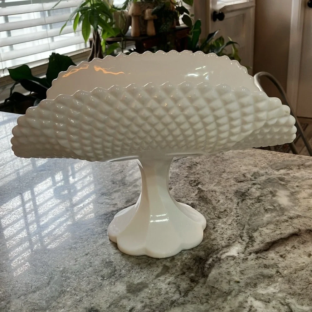Vintage Milkglass Banana Boat Diamond Pattern